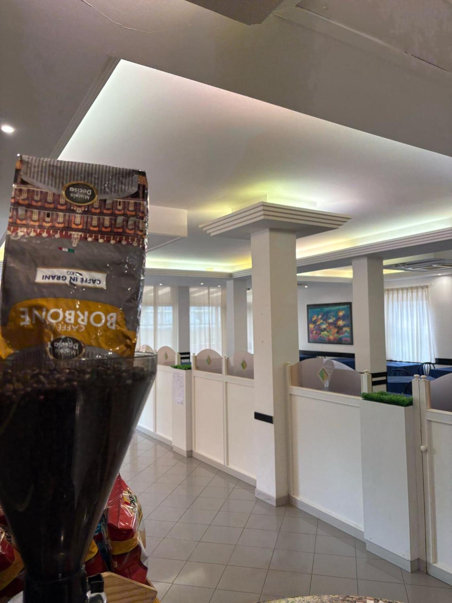 Hotel Sport Rimini Buitenkant foto