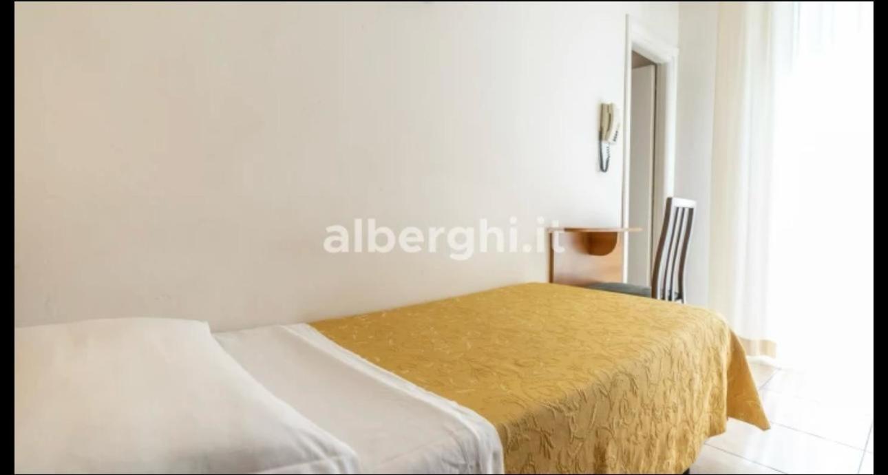 Hotel Sport Rimini Buitenkant foto