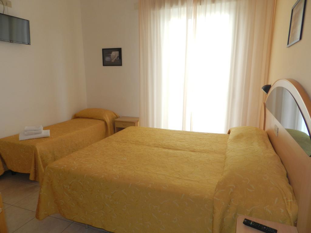 Hotel Sport Rimini Buitenkant foto