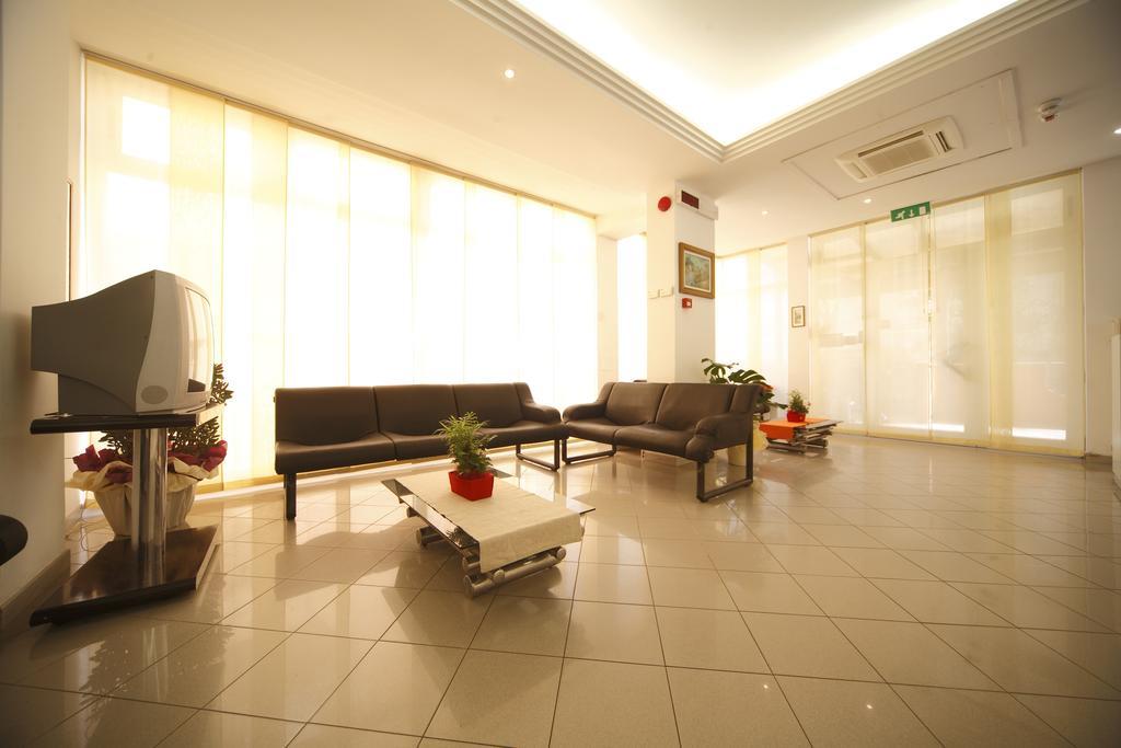 Hotel Sport Rimini Buitenkant foto
