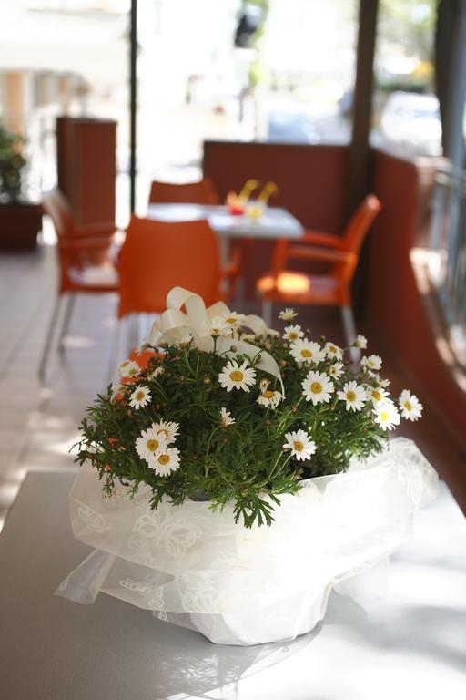 Hotel Sport Rimini Buitenkant foto