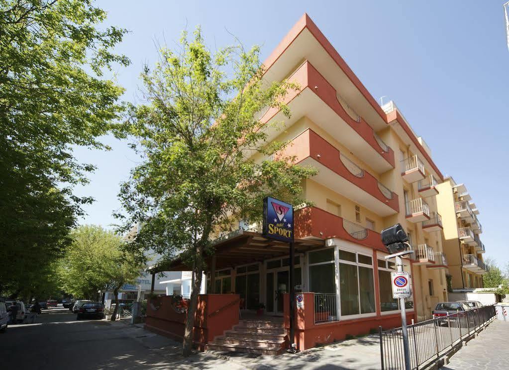 Hotel Sport Rimini Buitenkant foto